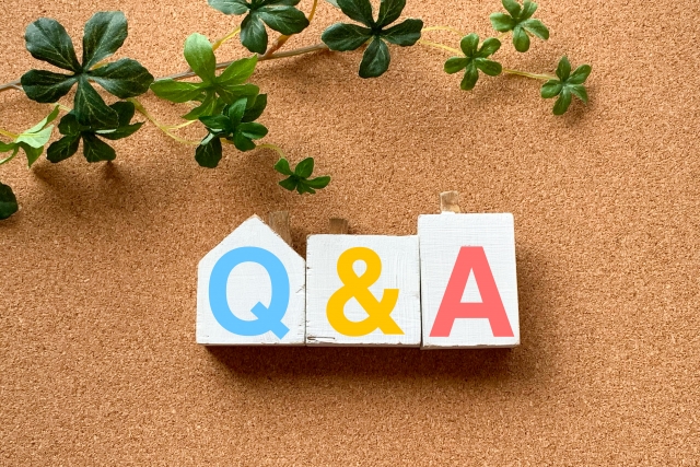 Q&A 白い積み木　グリーン