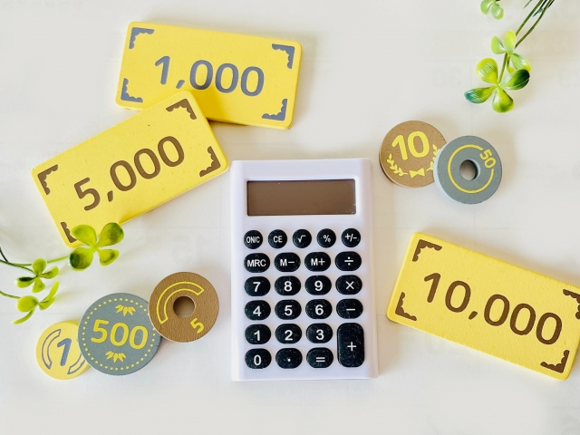 おもちゃのお金　電卓